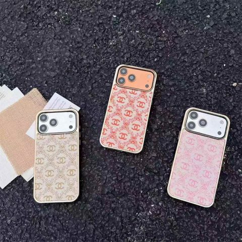 シャネル iphone17/16 ケース パロディ iphone17pro/16pro ケース 刺繍 ブランド スマホケース ハイ ブランド レディース iphone15promax/14pro ケース 布 iphone13/12 ケース おしゃれ 大人 プレゼント用 韓国 トレンド