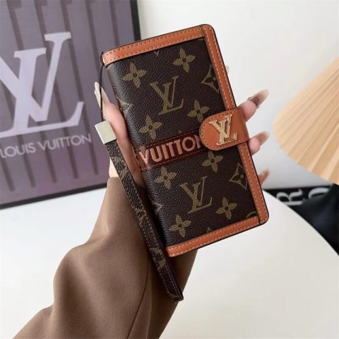 ルイヴィトン iphone17/17air ケース 手帳型 iphone16/16pro/15promax ケース メンズ ブランド iphone14/14proケース 手帳型 おしゃれ gucci 携帯ケース 手帳 型 カード収納 iphone13/12 ケース ペア 大人 ブランド